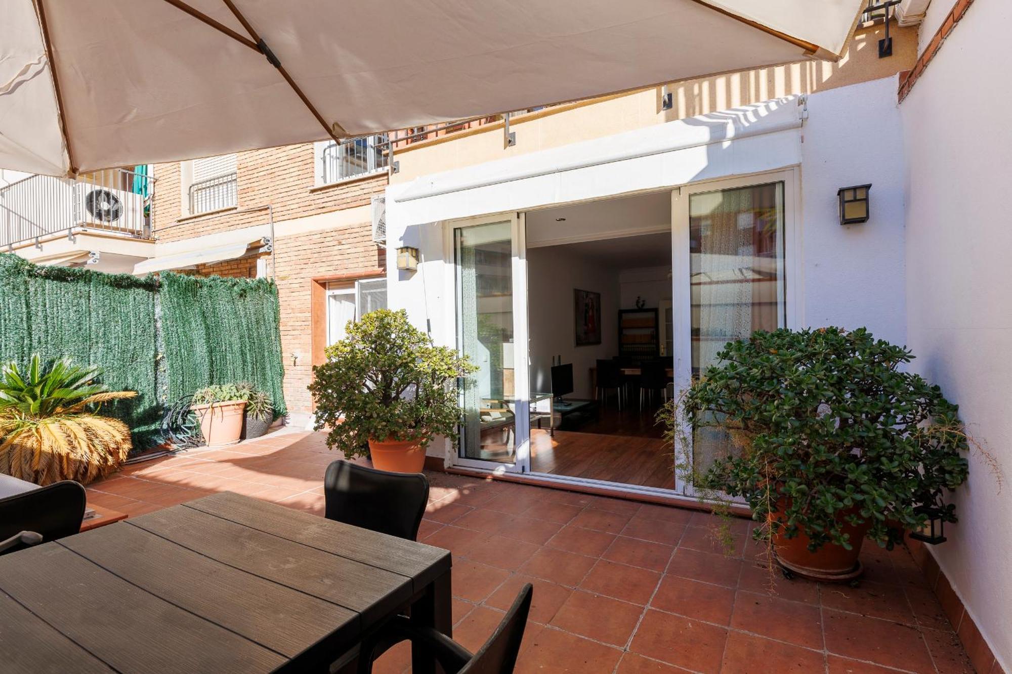 Aparteasy - Private Terrace, 3-Bedroom Apartment バルセロナ エクステリア 写真